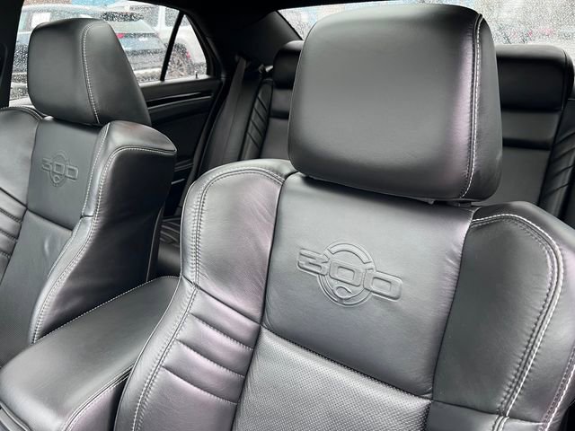 Used 2023 Chrysler 300 C image 18