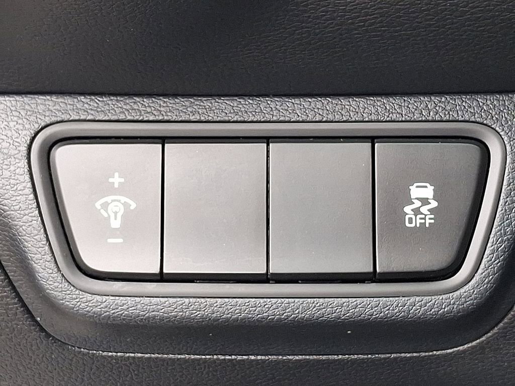 Used 2022 Kia Forte LXS FWD image 26
