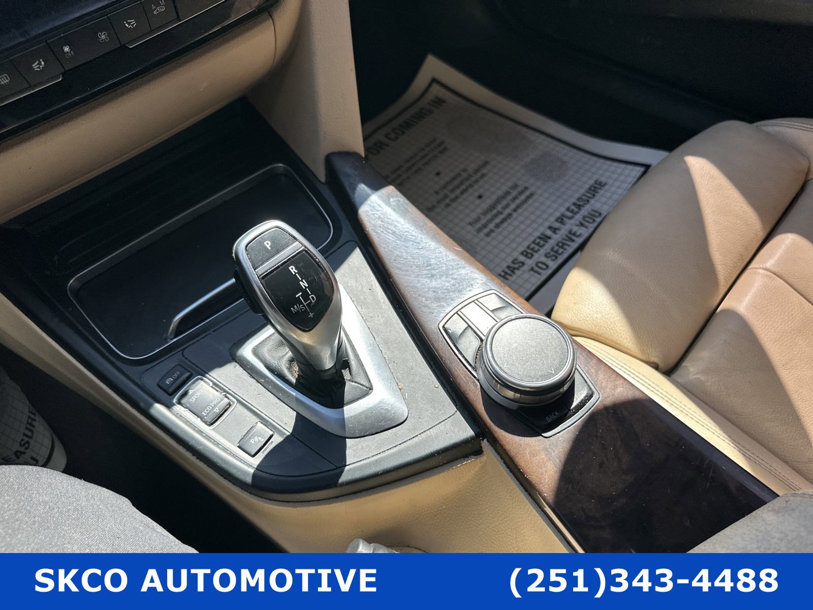 Used 2017 BMW 330i xDrive Sedan w/ Premium Package image 44