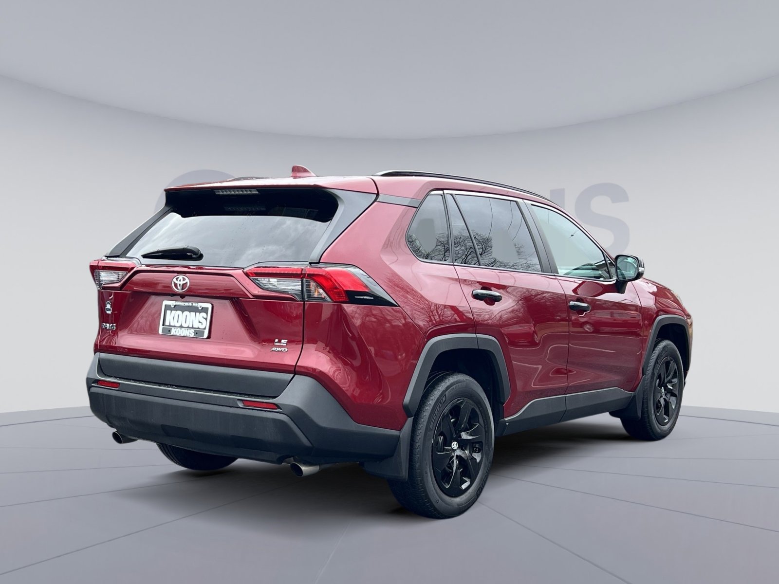 Used 2019 Toyota RAV4 LE w/ All Weather Liner Package image 5