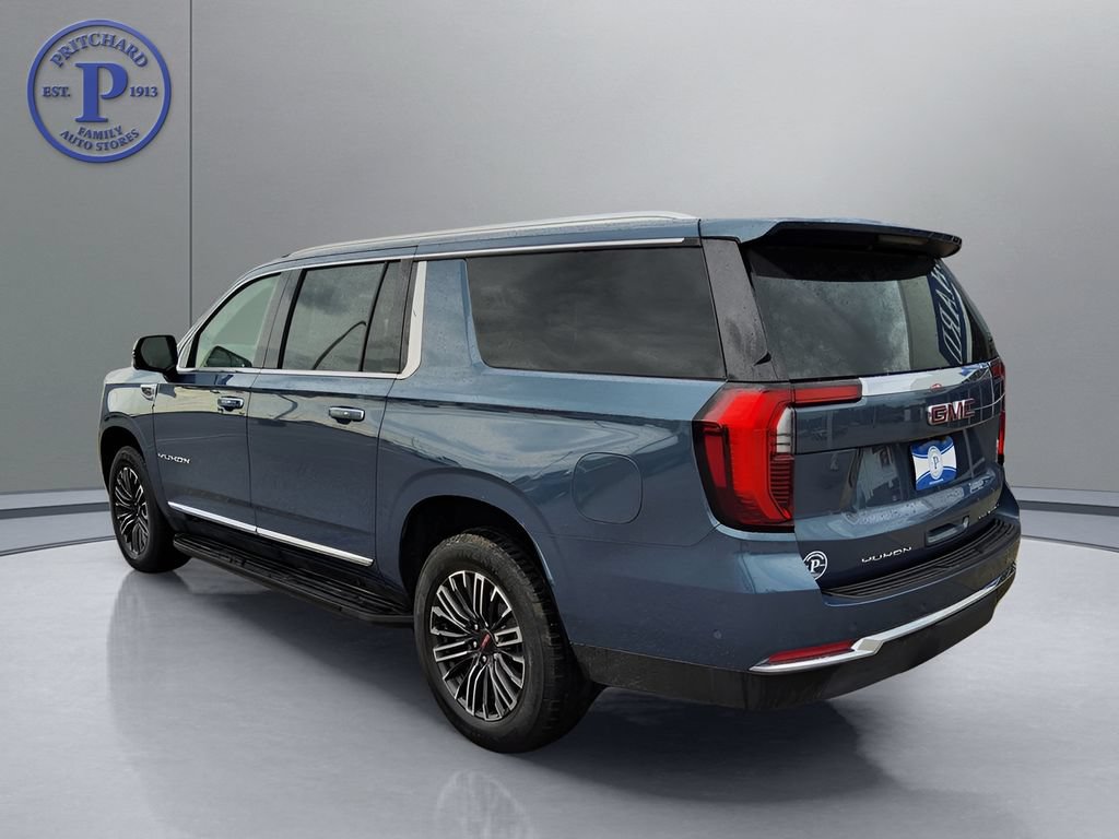 Used 2025 GMC Yukon XL Elevation AWD/4WD image 5