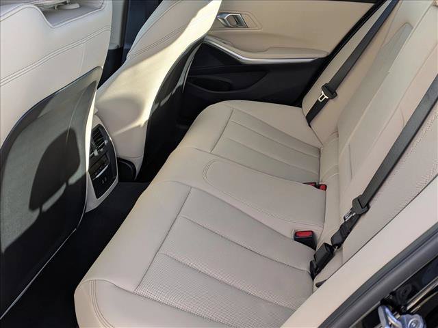 Certified 2026 BMW 330i xDrive Sedan w/ M Sport Package AWD/4WD image 17