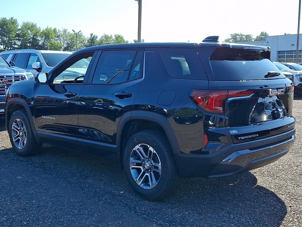 New 2027 GMC Terrain Elevation FWD image 3