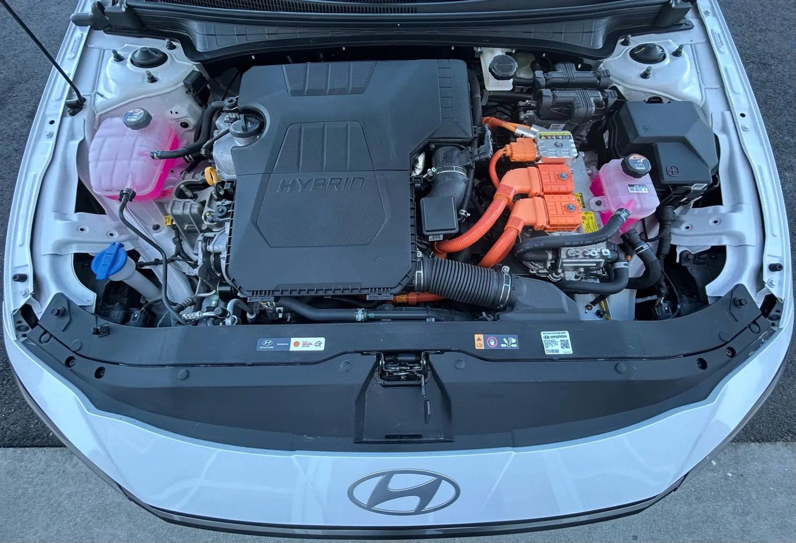 Used 2026 Hyundai Elantra Blue HEV 4D Sedan at image 19