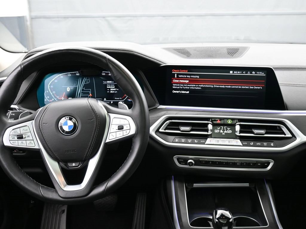 Used 2022 BMW X7 xDrive40i w/ Premium Package image 11