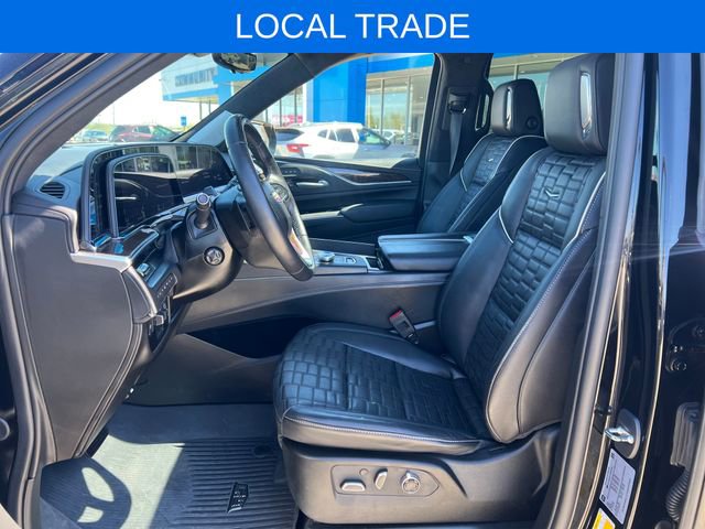 Used 2023 Cadillac Escalade Sport Platinum AWD/4WD image 13