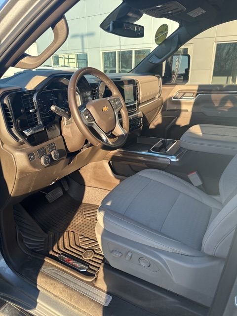Used 2025 Chevrolet Silverado 2500 LT w/ Safety Package image 12