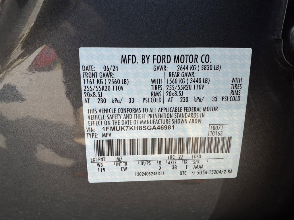 Used 2025 Ford Explorer ST-Line w/ Premium Package image 33