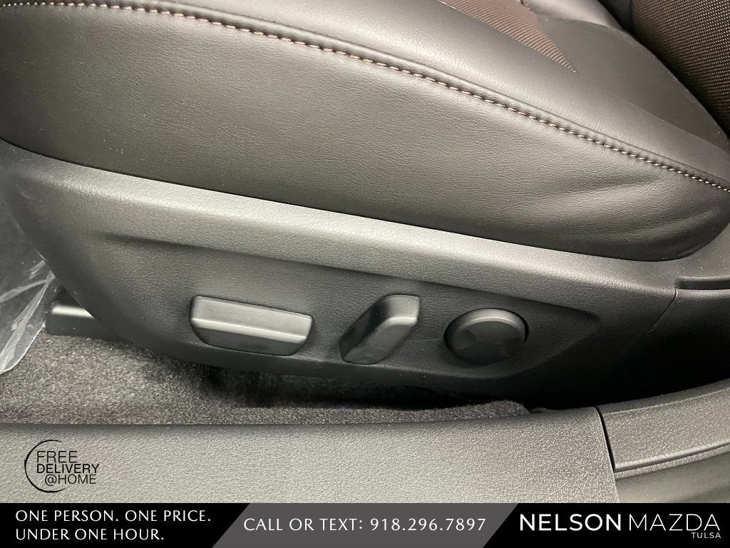New 2026 MAZDA MAZDA3 2.5 S Hatchback w/ Premium Pkg FWD image 18