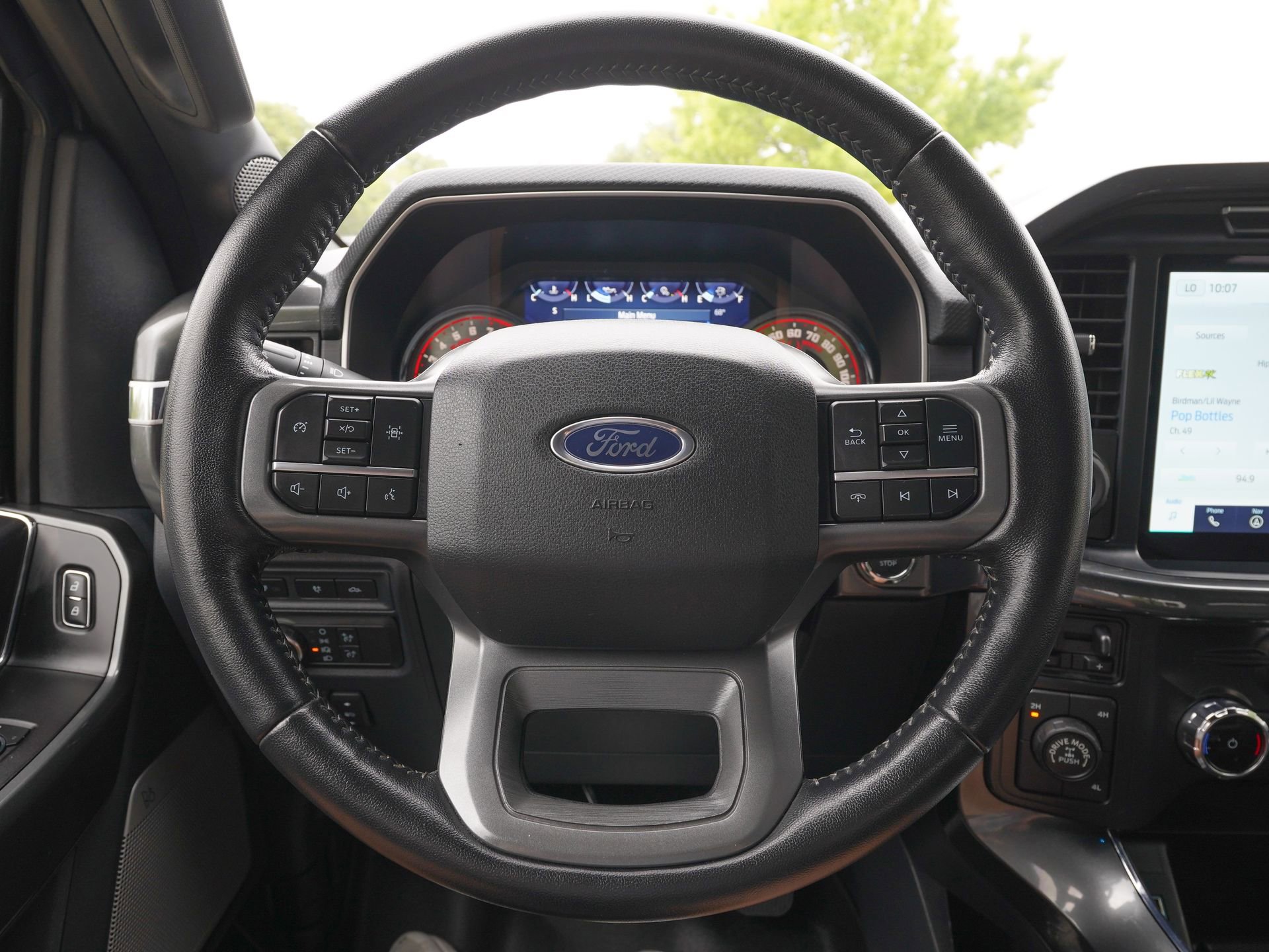 Used 2022 Ford F150 XLT w/ Equipment Group 302A High image 17