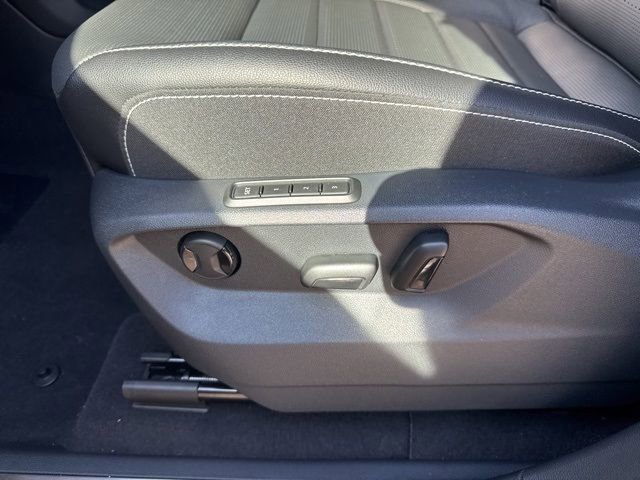 Used 2024 Volkswagen Atlas Cross Sport SEL R-Line image 13