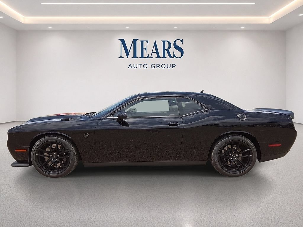 Used 2023 Dodge Challenger SRT Hellcat RWD image 2
