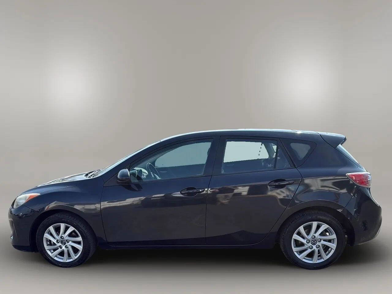 Used 2013 MAZDA MAZDA3 i Touring FWD image 4