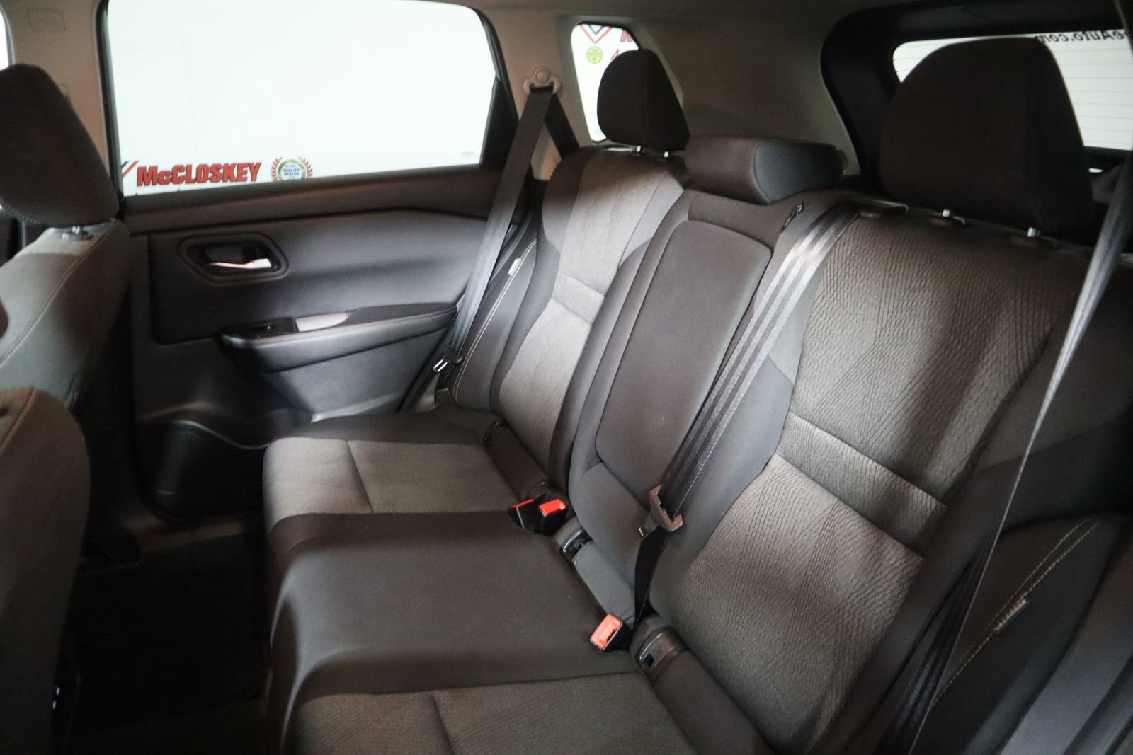 Used 2025 Nissan Rogue SV image 26