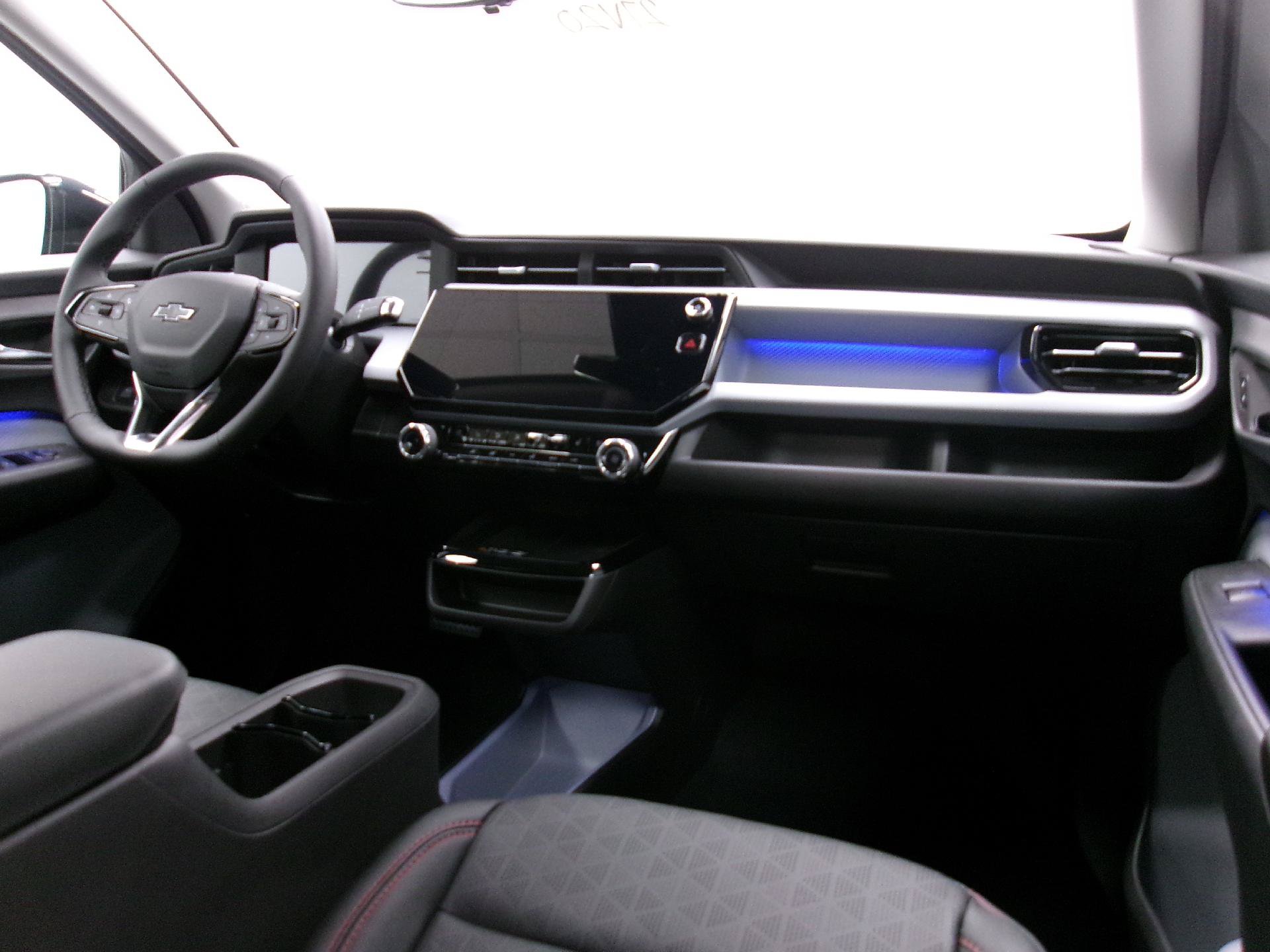 New 2027 Chevrolet Bolt RS w/ Technology Package FWD image 3
