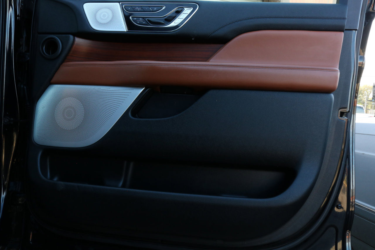 Used 2020 Lincoln Navigator L Reserve w/ Luxury Package image 57