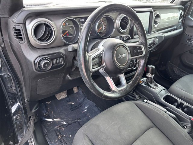 Used 2019 Jeep Wrangler Unlimited Sahara image 9