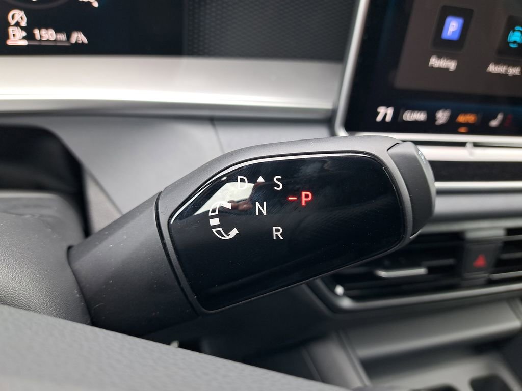 New 2025 Volkswagen Tiguan SE R-Line AWD/4WD image 22