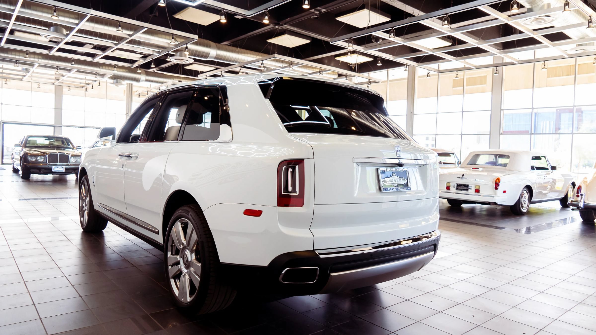 Used 2019 Rolls-Royce Cullinan AWD/4WD image 8