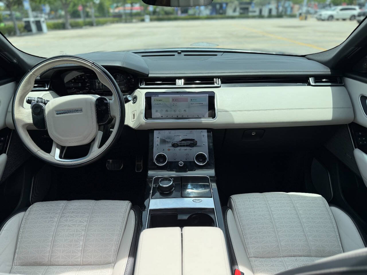 Used 2018 Land Rover Range Rover Velar R-Dynamic HSE AWD/4WD image 22