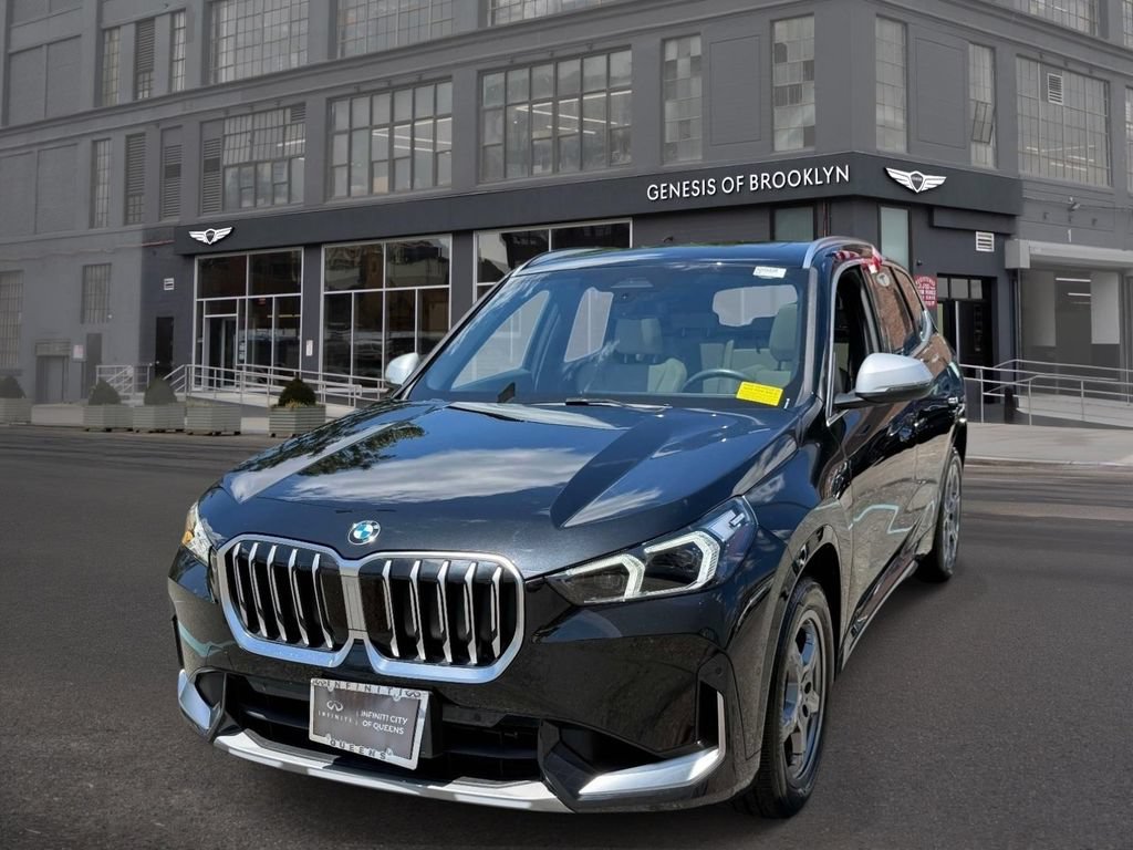 Used 2023 BMW X1 xDrive28i w/ Convenience Package AWD/4WD image 1