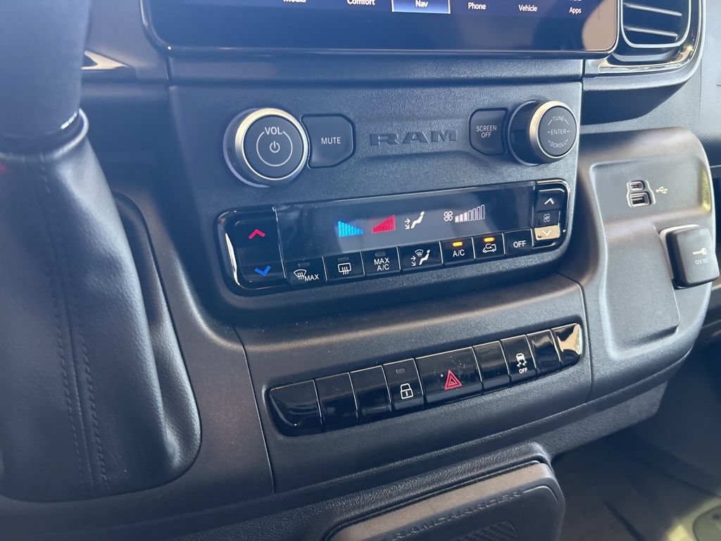 New 2026 RAM ProMaster 2500 w/ Premium Convenience Group FWD image 39