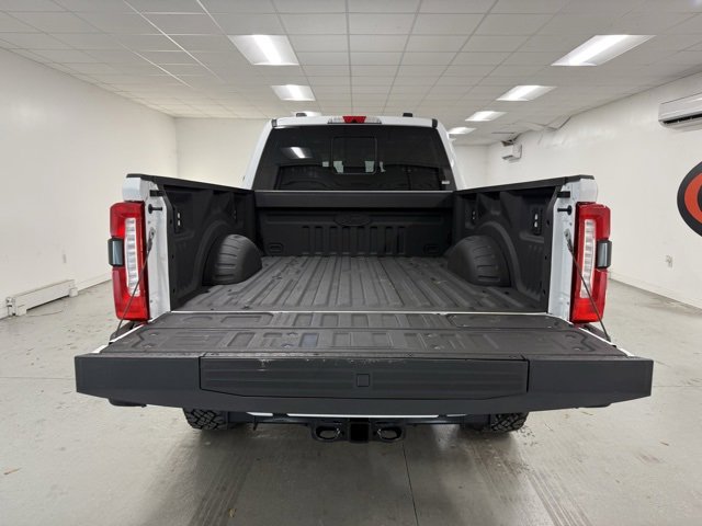 Used 2024 Ford F250 Lariat w/ Lariat Ultimate Package image 7