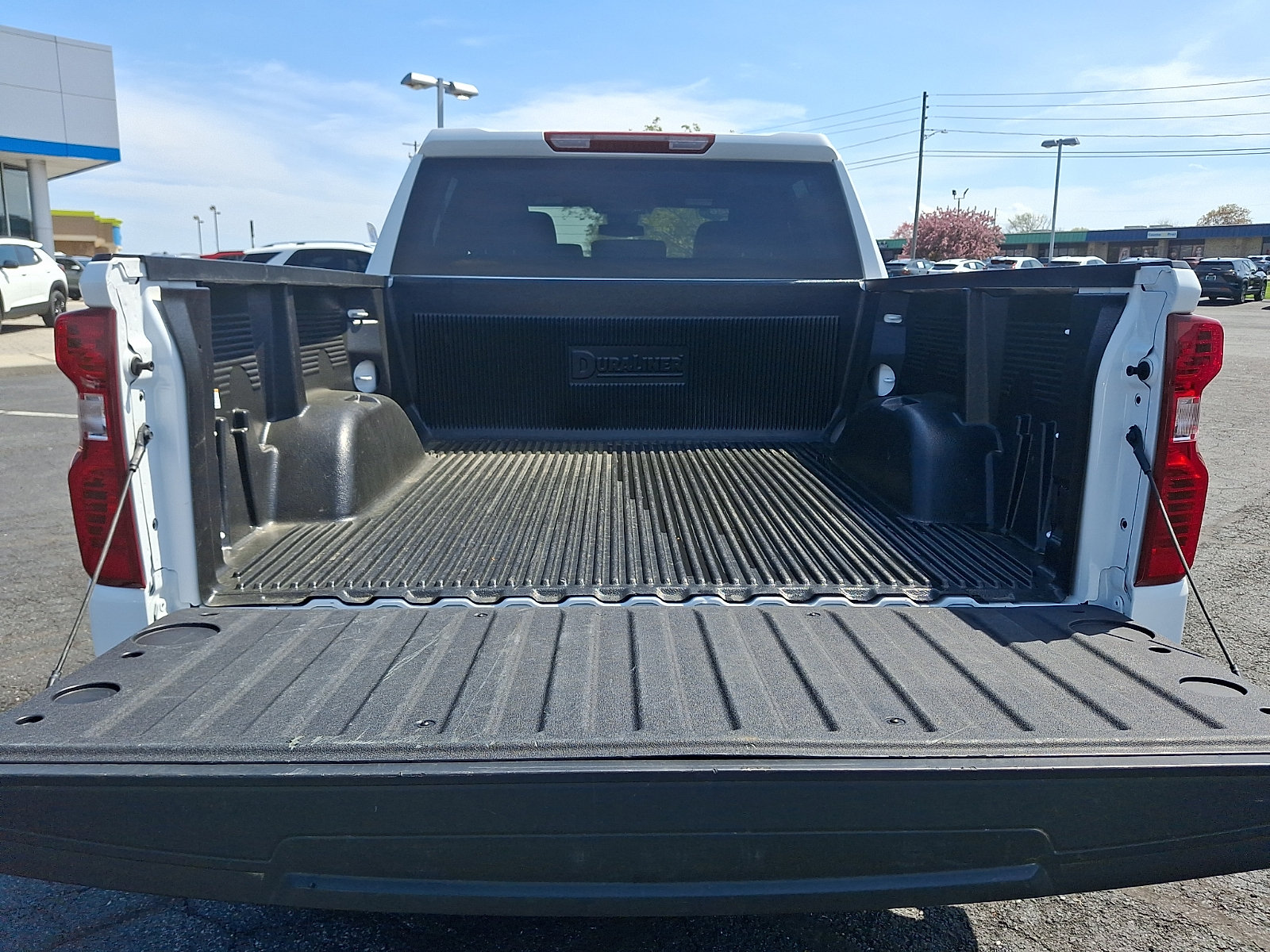 Certified 2026 Chevrolet Silverado 1500 LT AWD/4WD image 31