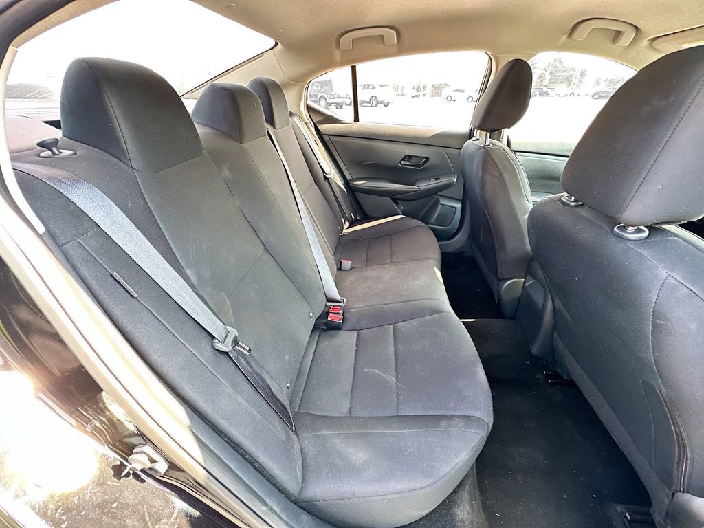 Used 2025 Nissan Sentra S FWD image 31