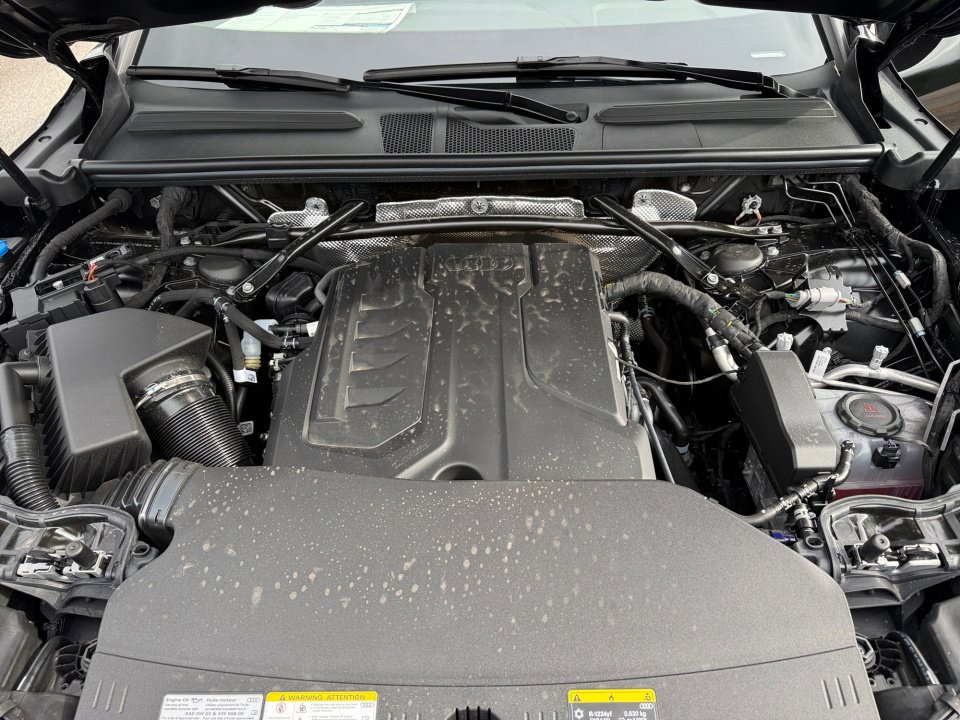 New 2025 Audi Q5 Premium image 16