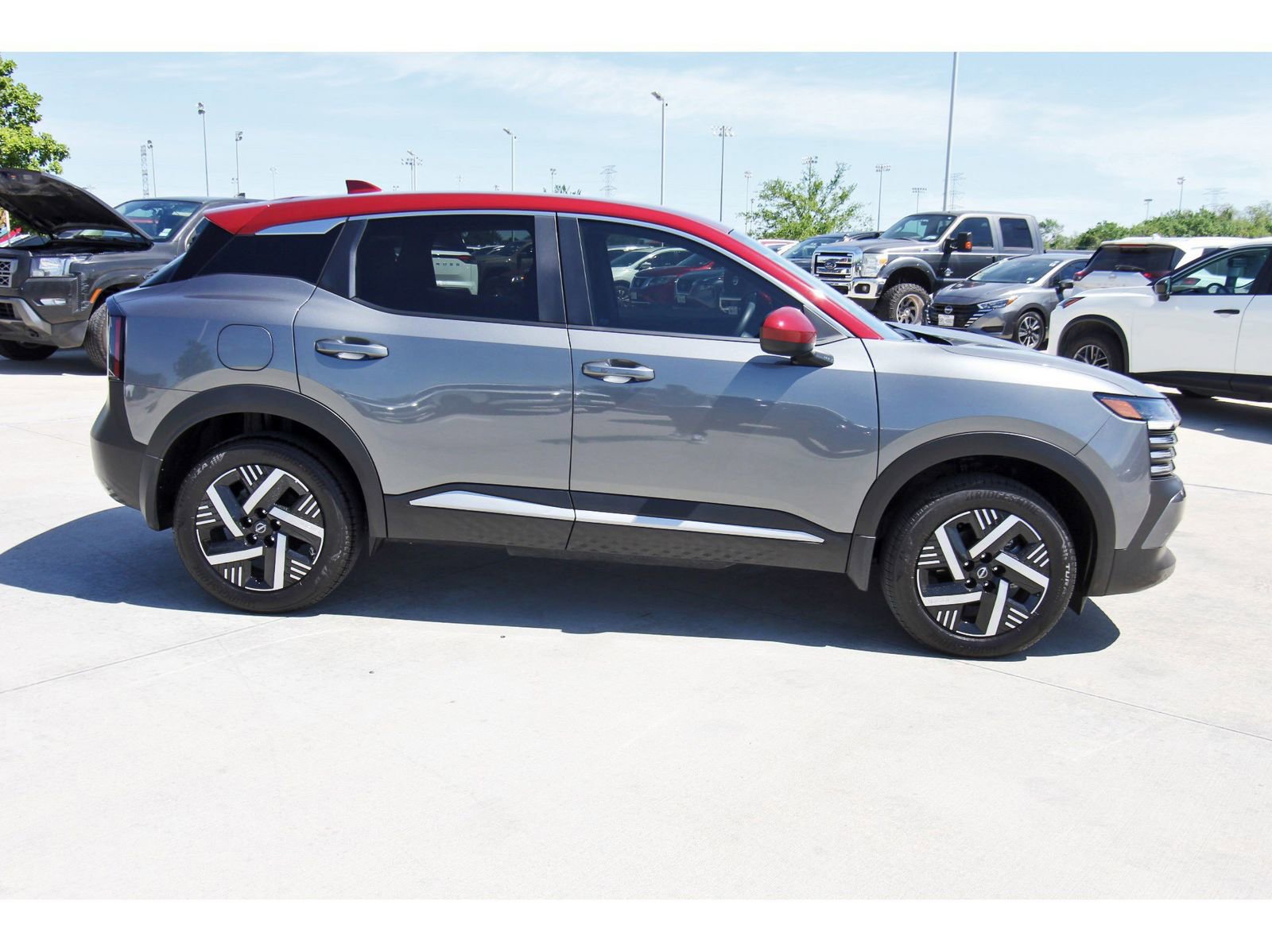 Certified 2025 Nissan Kicks SV image 8