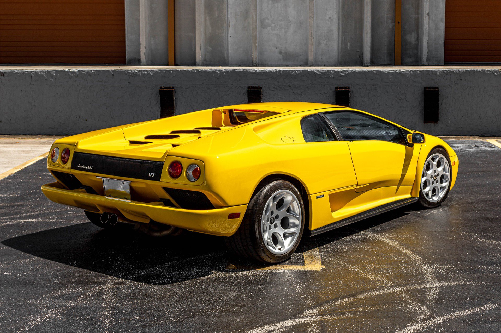 Used 2001 Lamborghini Diablo VT image 39