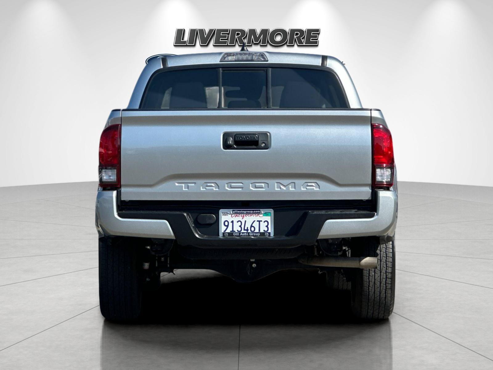 Used 2023 Toyota Tacoma SR w/ SR Convenience Package RWD image 4