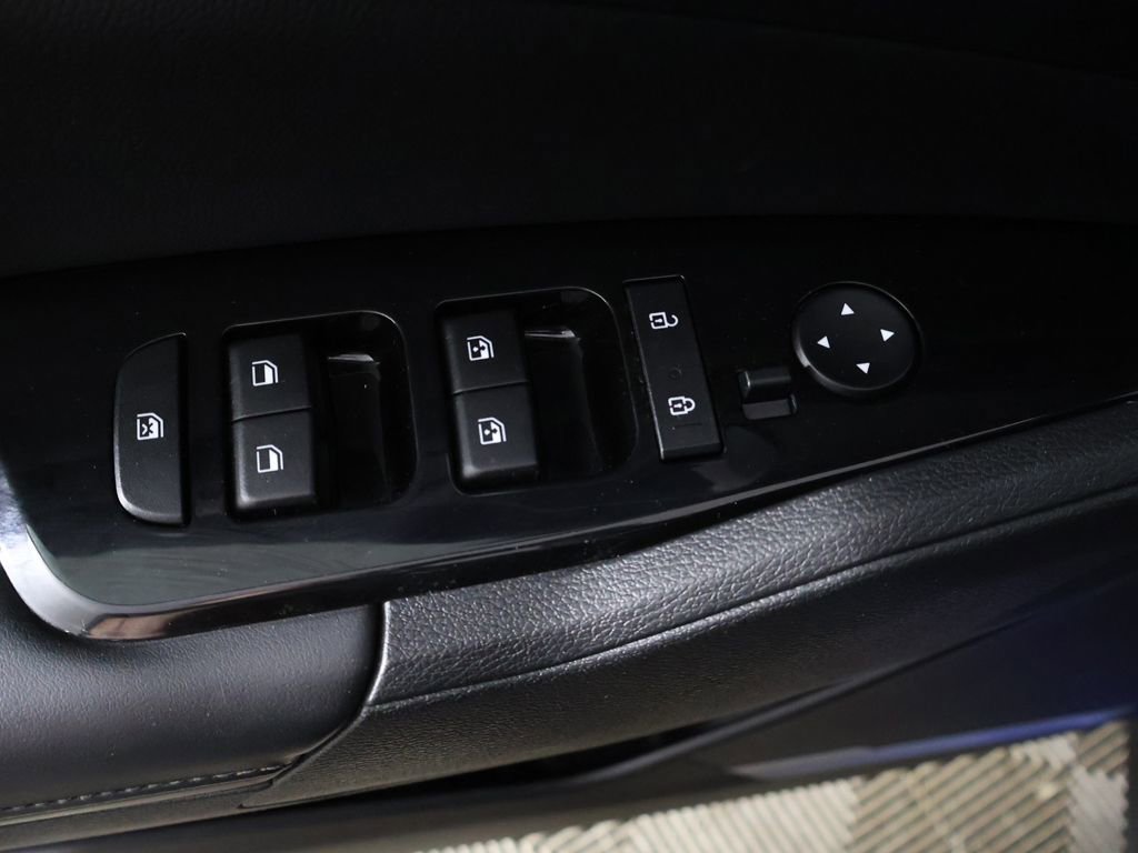 Used 2023 Kia Sportage X-Line w/ X-Line Premium Package AWD/4WD image 35