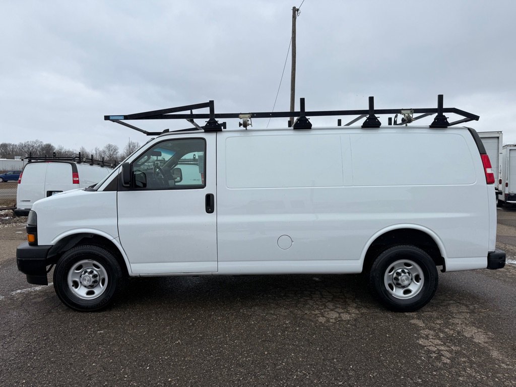 Used 2021 Chevrolet Express 2500 w/ Driver Convenience Package image 4
