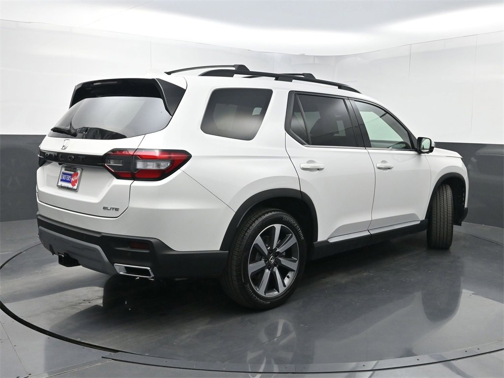 Used 2024 Honda Pilot Elite image 26