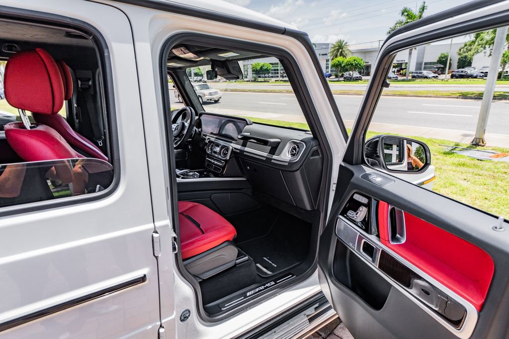 Used 2024 Mercedes-Benz G 63 AMG 4MATIC image 34