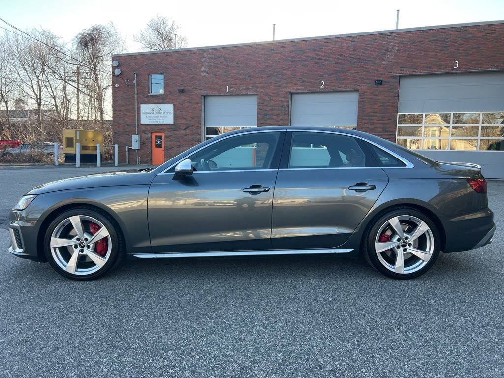 Used 2023 Audi S4 Premium Plus w/ Premium Plus Package image 2