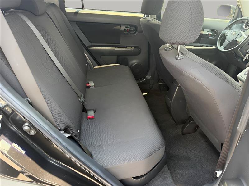 Used 2010 Scion xB FWD image 26