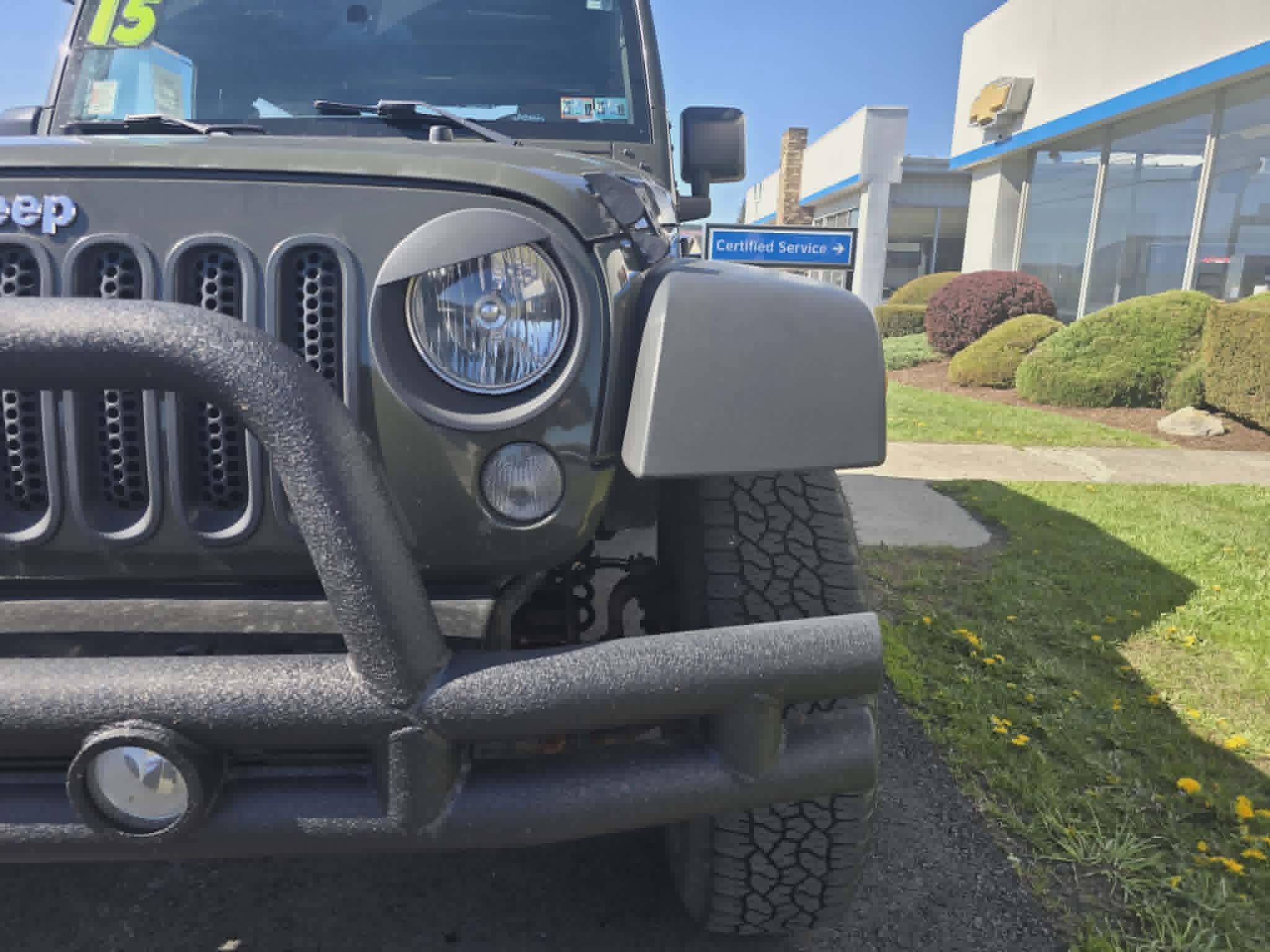 Used 2015 Jeep Wrangler Sport AWD/4WD image 9