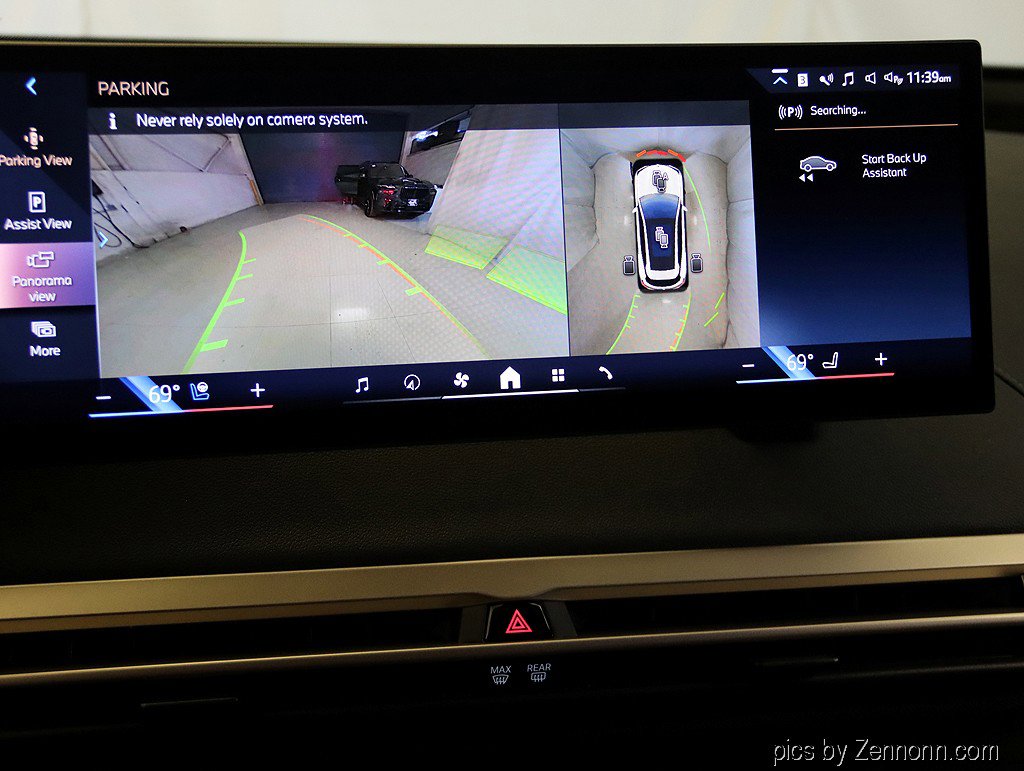 Used 2026 BMW iX xDrive45 w/ Premium Package image 22