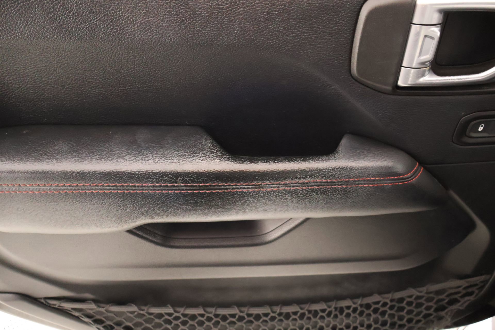 Used 2018 Jeep Wrangler Unlimited Rubicon image 14