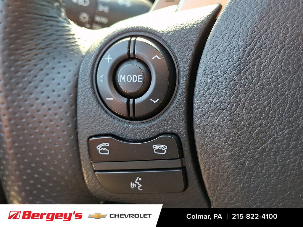 Used 2014 Lexus IS 350 AWD w/ F Sport Package image 26