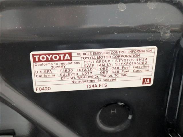 Certified 2025 Toyota Tacoma TRD Sport image 22