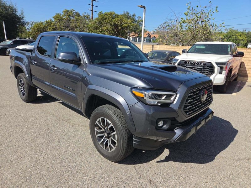 Used 2023 Toyota Tacoma TRD Sport w/ TRD Premium Sport Package AWD/4WD image 2