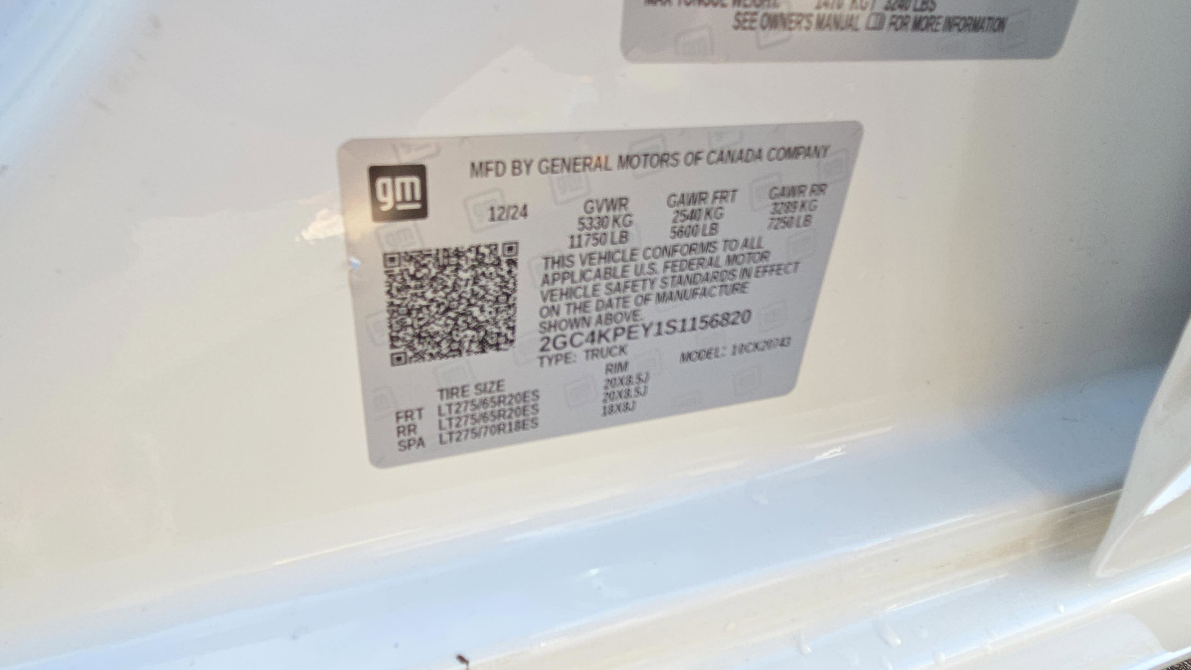 Used 2025 Chevrolet Silverado 2500 LTZ w/ LTZ Premium Package image 23