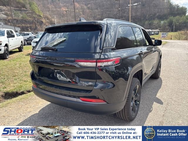 New 2026 Jeep Grand Cherokee Limited w/ Limited Altitude Package AWD/4WD image 3