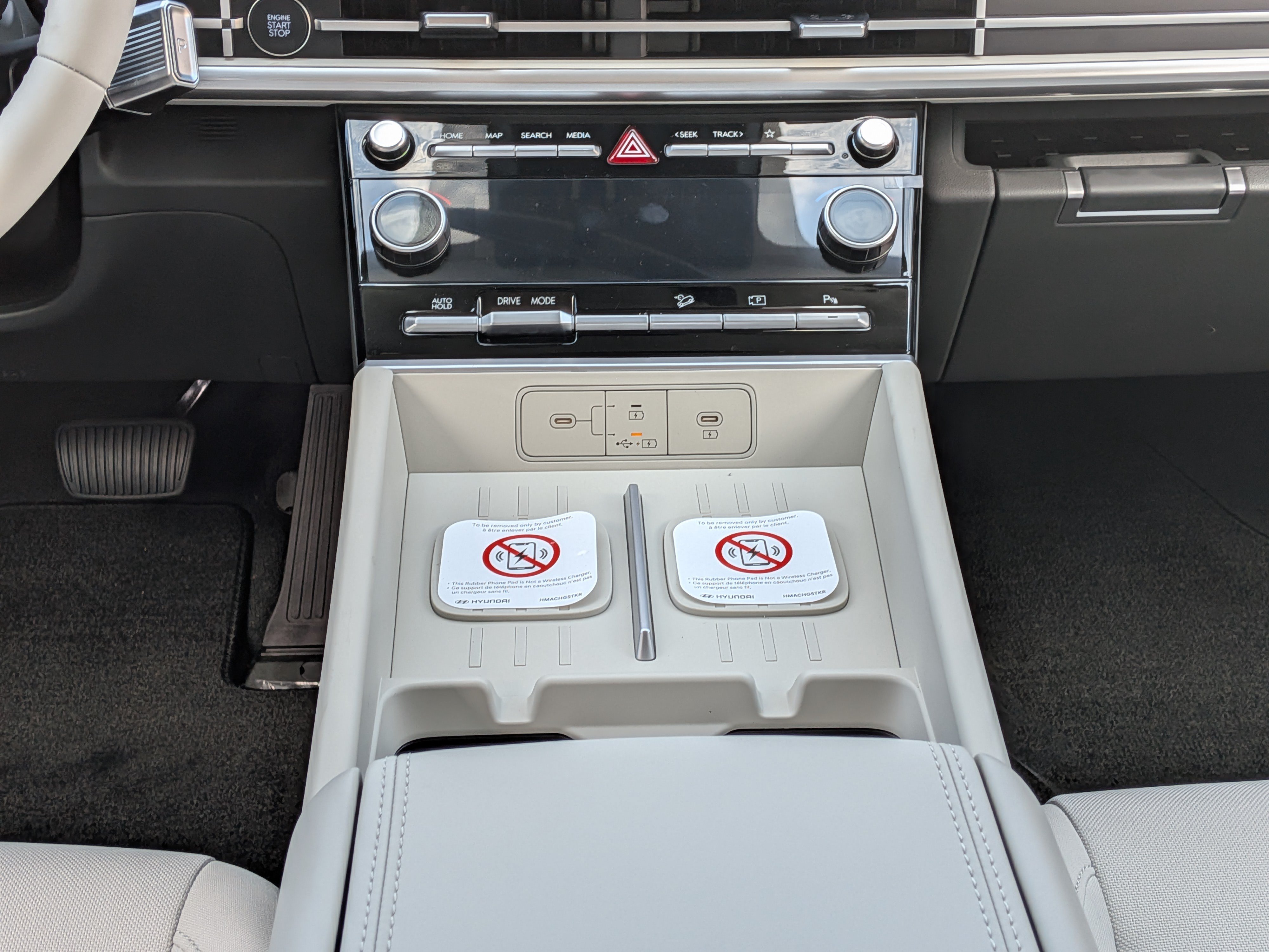 New 2026 Hyundai Santa Fe SEL FWD image 16