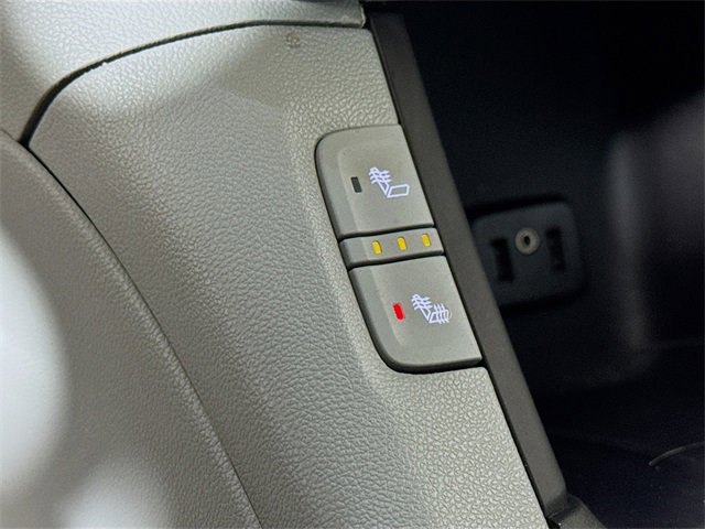 Used 2018 GMC Acadia SLT image 19