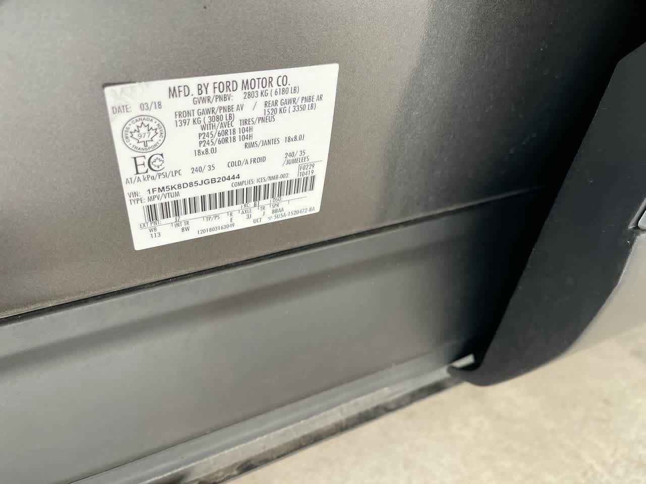 Used 2018 Ford Explorer XLT AWD/4WD image 28